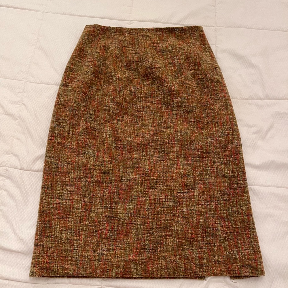 Worth skirt
